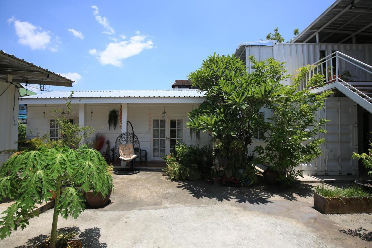 Day Off House Chiang Mai Near Walking Streetアパートメント エクステリア 写真